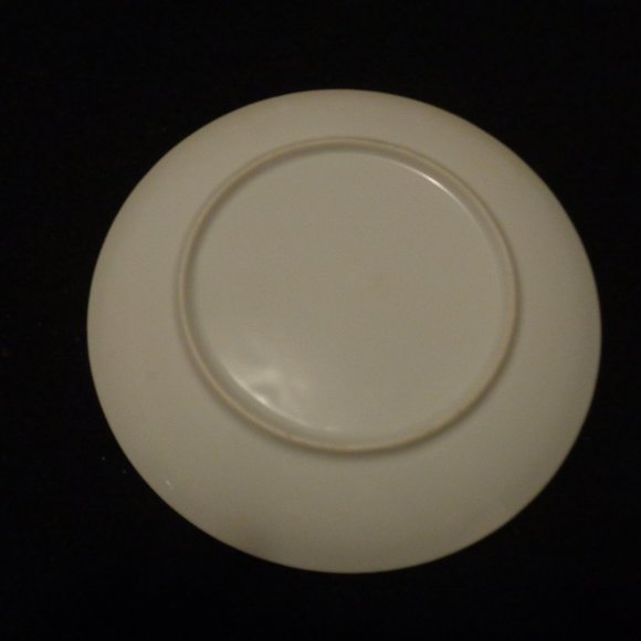 VINTAGE PRAYING HANDS PLATE - Picture 2 of 3